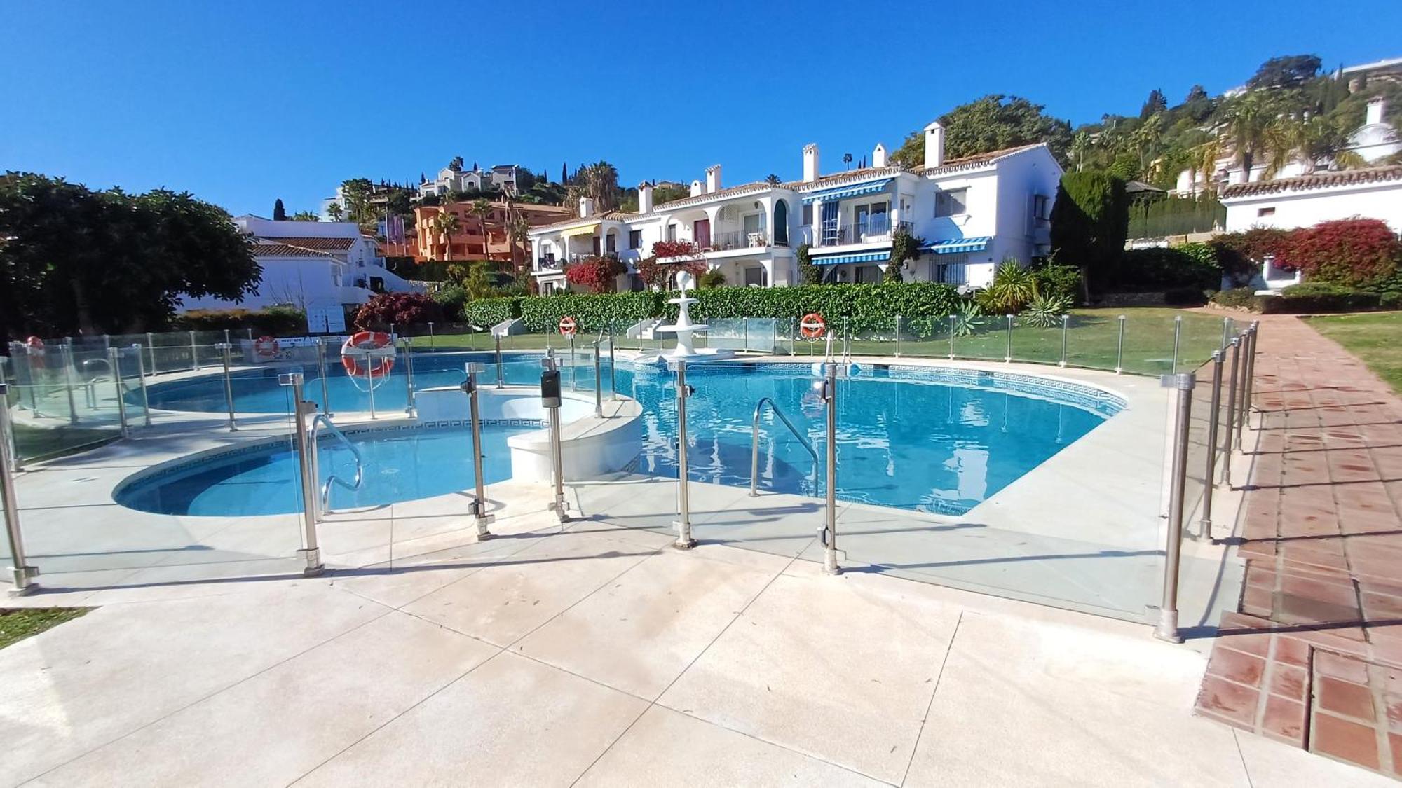 Le Joyau Andalou Apartment Estepona Exterior photo